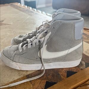 Nike Kids Gray and White Sneakers